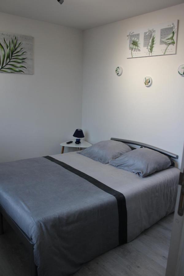 Le Risle - Hotel Montfort-sur-Risle ภายนอก รูปภาพ