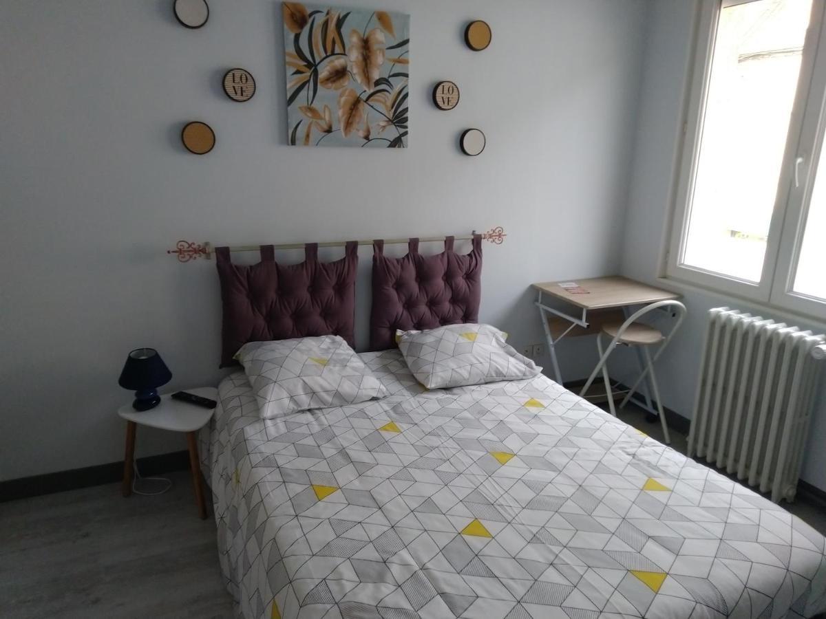 Le Risle - Hotel Montfort-sur-Risle ภายนอก รูปภาพ